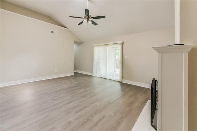 Foto del edificio - 5724 Stone Meadow Ln