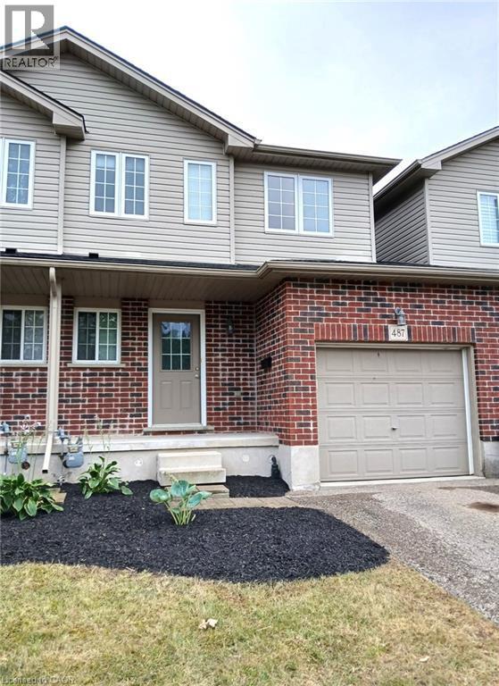 Photo principale - 487 Colt St