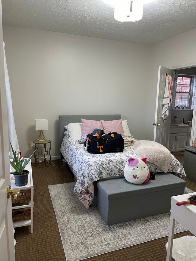 Bedroom - 4805 Lyons View Pike