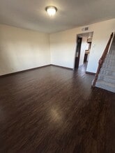 Building Photo - 1252 Pleasant Valley Rd