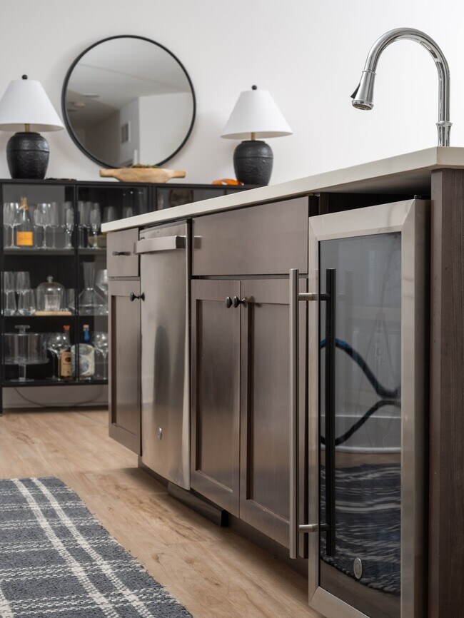 Mowbray Manor Apartments in Cincinnati, OH