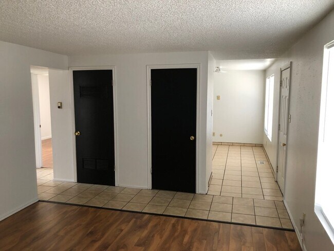 Foto del edificio - 2360 Jefferson Ave