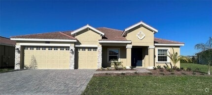 Building Photo - 8855 Fallen Oak Dr