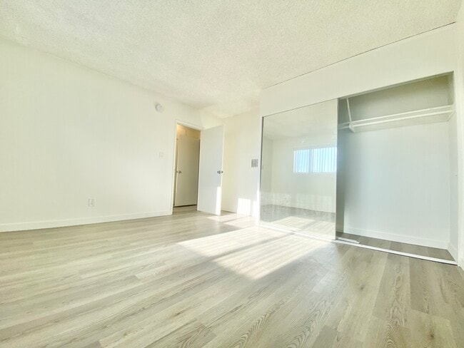 Foto del edificio - 21 Thornton Ave
