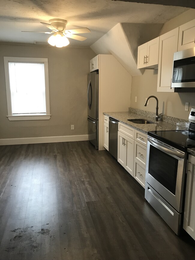 39 Walnut St, West Bridgewater, MA 02379 Townhome Rentals in West Bridgewater MA