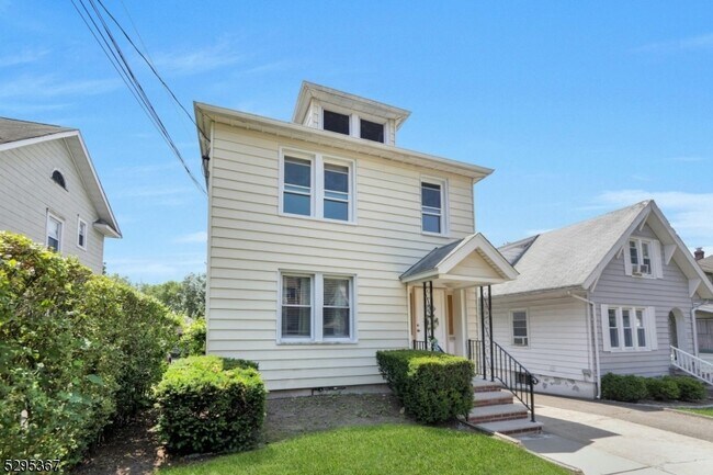 Building Photo - 152 Prospect Ave