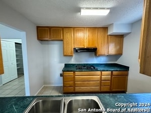 Building Photo - 6604 Spring Hurst Dr