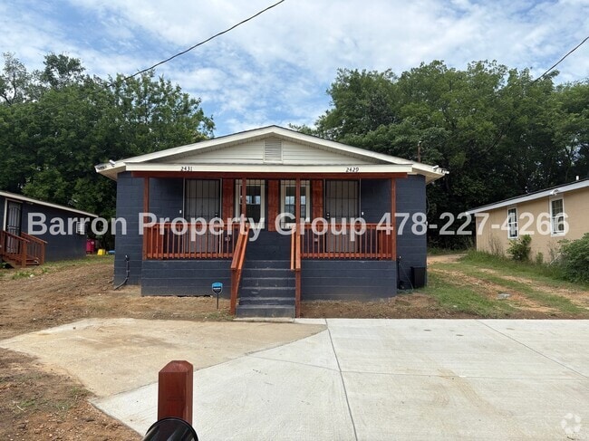 Building Photo - 2431 Monroe Ave