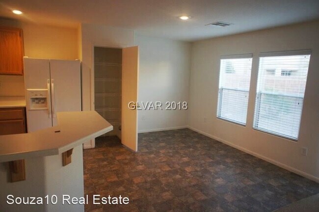Building Photo - 3 br, 3 bath House - 2412 Cockatoo Drive