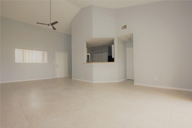 Building Photo - 3413 NW 44th St