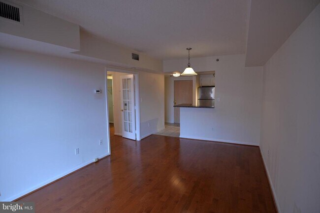 Building Photo - 4808 Moorland Ln