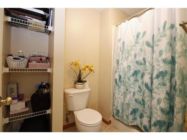 Building Photo - 15356 Chili Ct