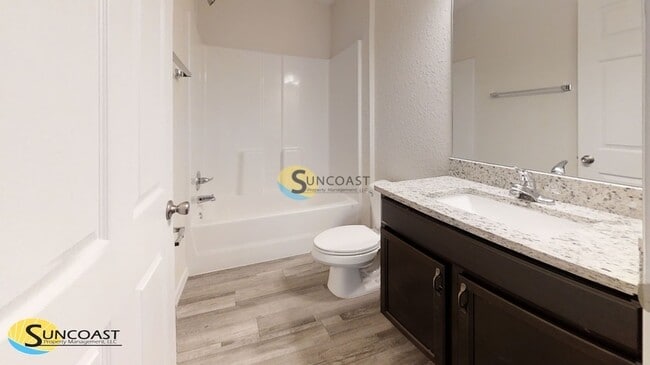 Building Photo - 2169 NE 78th Ln