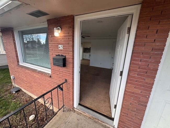 Foto del edificio - 47 E Garland Ave