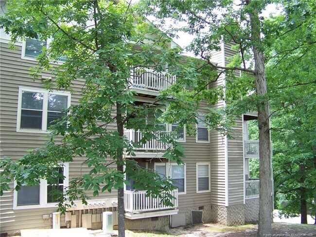 Foto del edificio - 1022 Brookhollow Dr