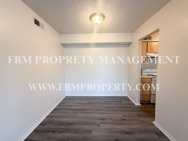 Building Photo - Terrace Apartments, Unit E22 - Cozy 2 Bedroom, 1 Bathroom Apartment Home in Ennis, TX!