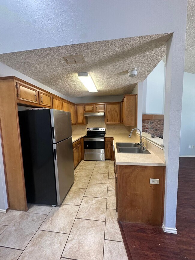 Foto del edificio - 5618 Brownfield Dr