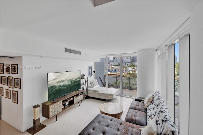 Foto del edificio - 92 SW 3rd St
