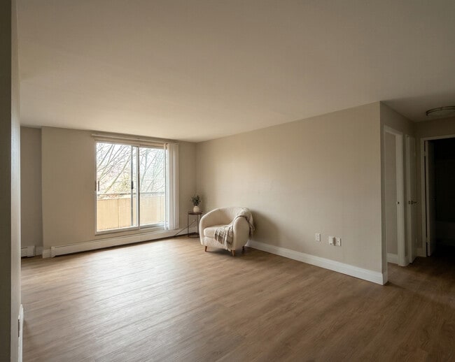 Building Photo - Sharon Garden Suites