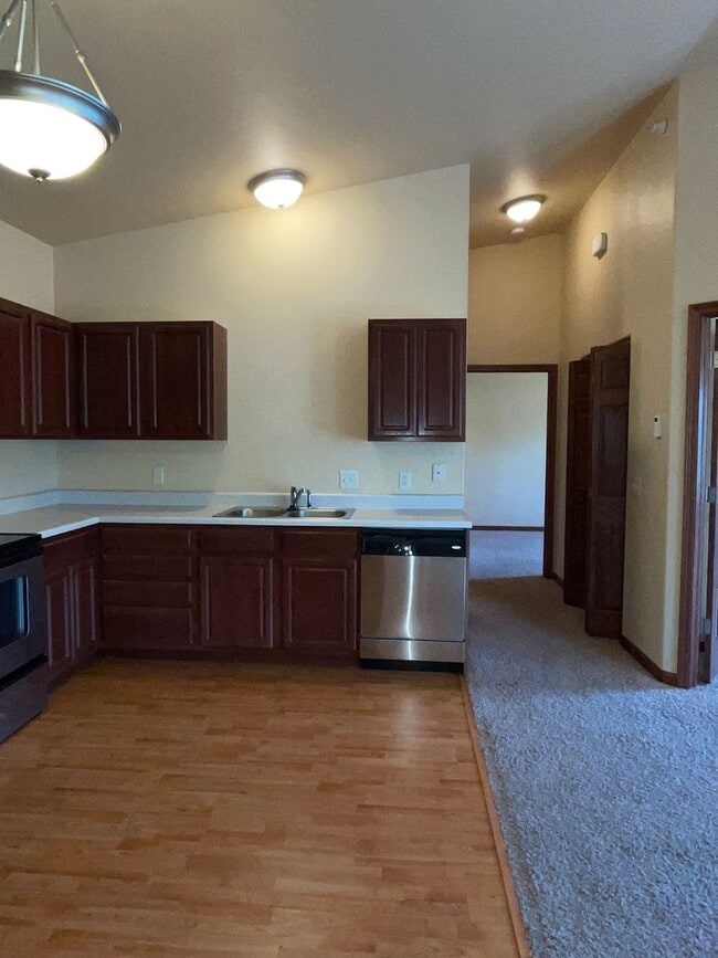Foto del edificio - 2 Bedroom, 2 Bath Condo for Rent