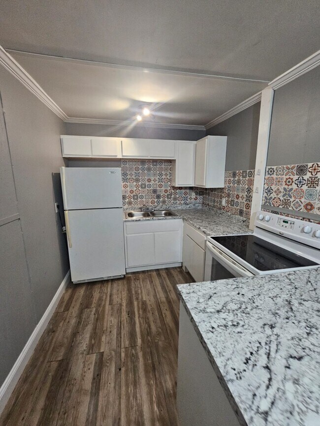 3904 Griffin St Unit 7B, Jonesboro, AR 72401 Room for Rent in