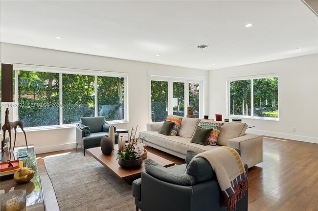 Foto del edificio - 408 Como Ave