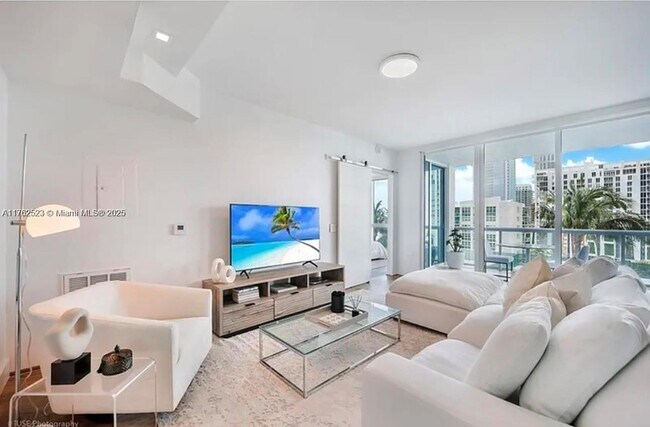 Foto del edificio - 480 NE 30th St