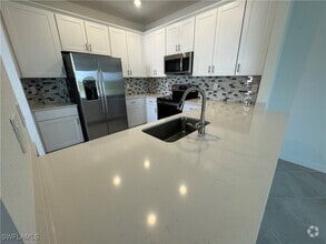 Building Photo - 2925 Tardiff Dr