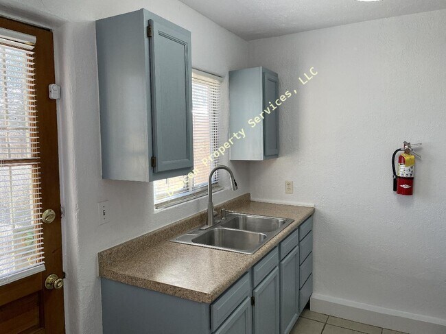 Foto del edificio - 4638 10th St NW