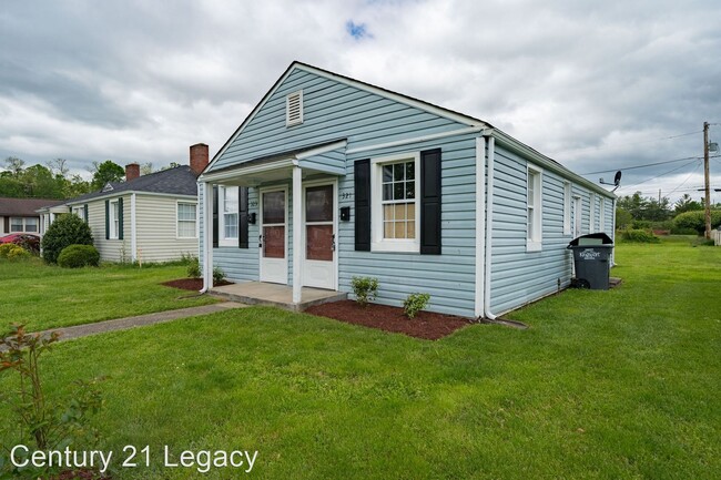 Building Photo - 1 br, 1 bath House - 323 Carver St