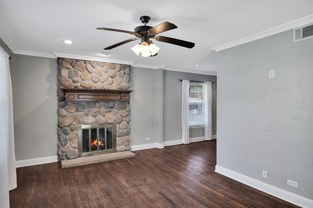 Building Photo - 9858 Mixon Dr