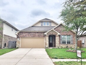 Building Photo - 4820 Piares Ln
