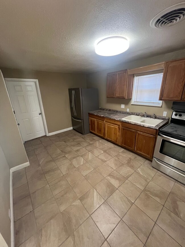 Foto del edificio - 3 bed 2.5 bath in Heart of Lubbock!