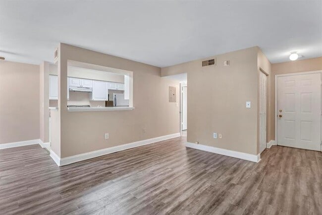 Foto del edificio - 2350 NW 33rd St