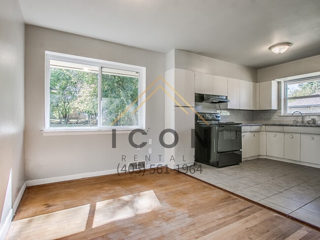 Foto del edificio - 832 NE 29th St
