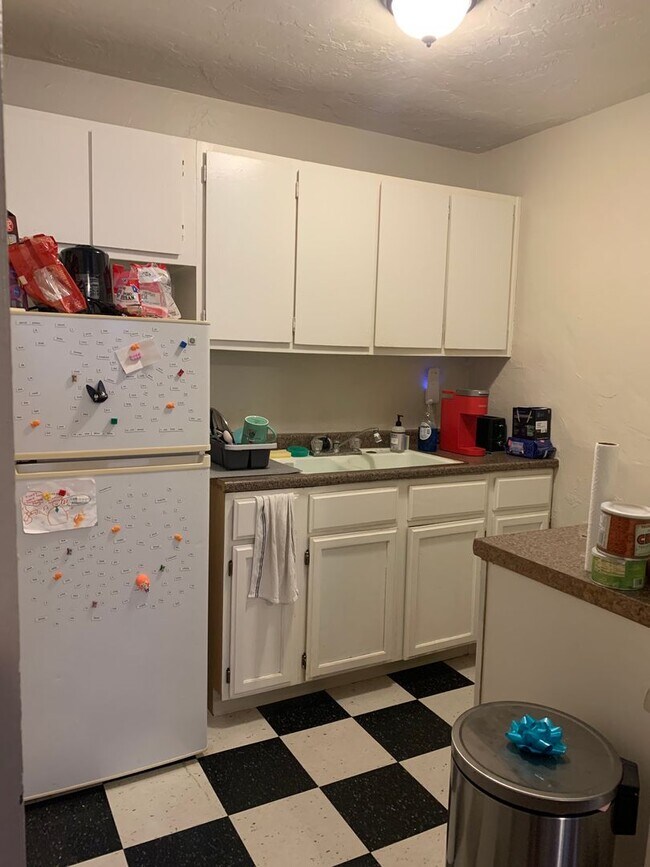 Foto del edificio - 1327 7th St SE