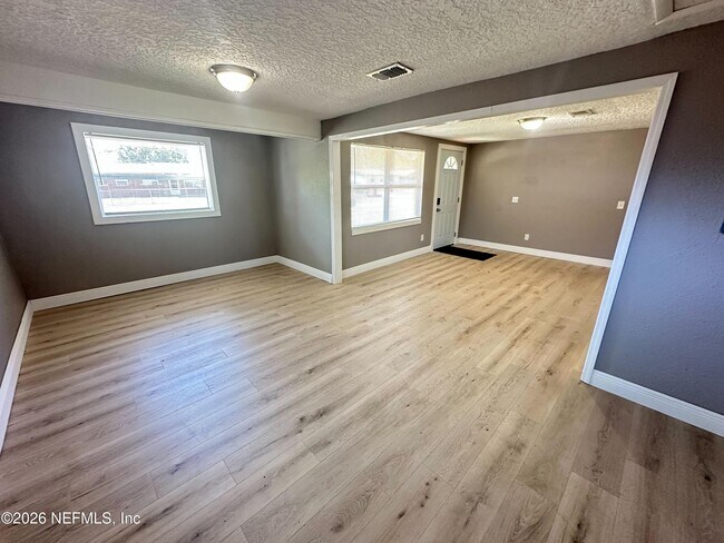 Foto del edificio - 5941 Martin Luther King Dr