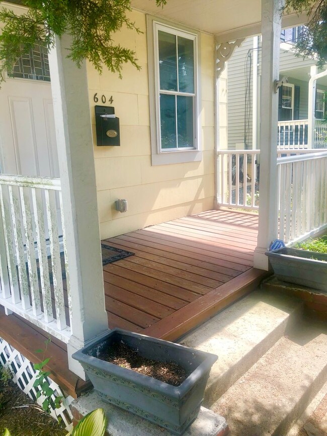 Building Photo - Cozy 2 BR/1 BA Single-Family Home in Laurel!