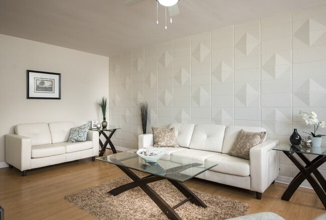 Living Room - 1030 Brazier Street