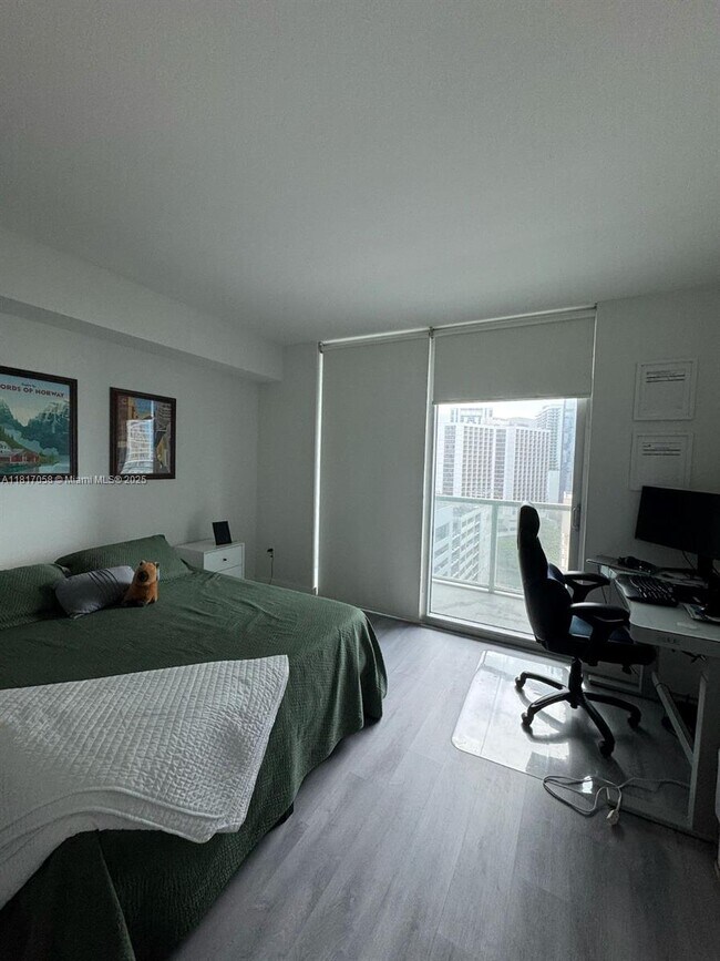 Foto del edificio - 500 Brickell Ave