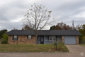 Building Photo - 504 N Avenue X