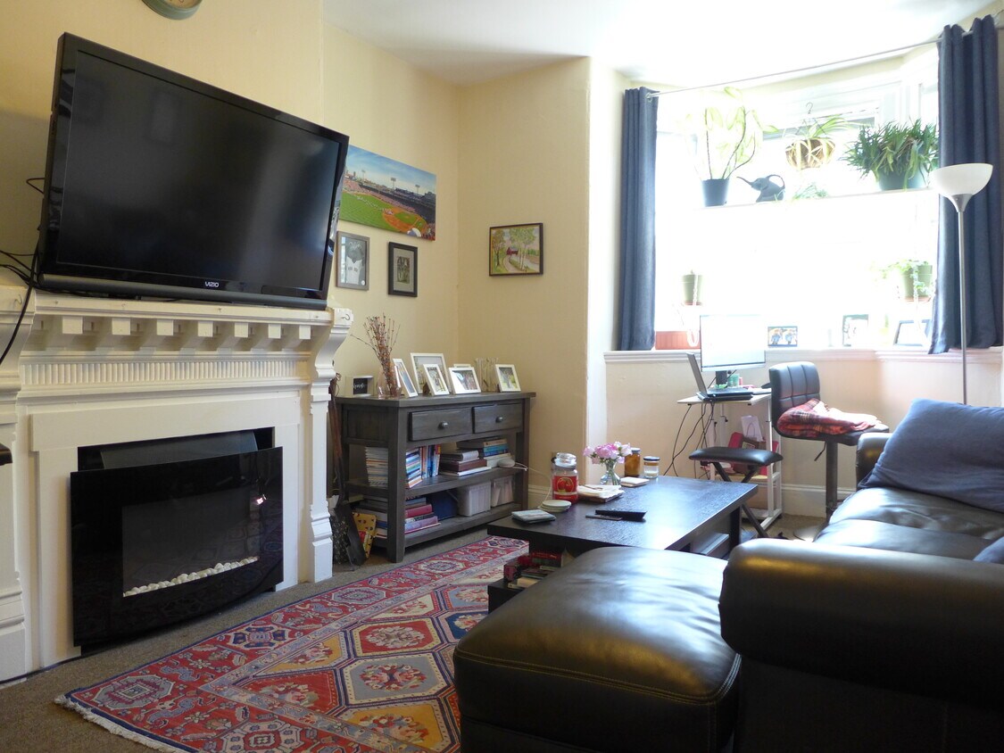 Primary Photo - 58 E Springfield St