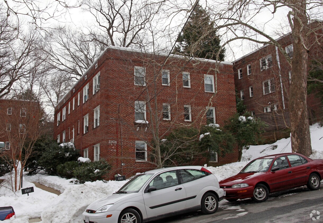 Building Photo - 2301 41st St NW