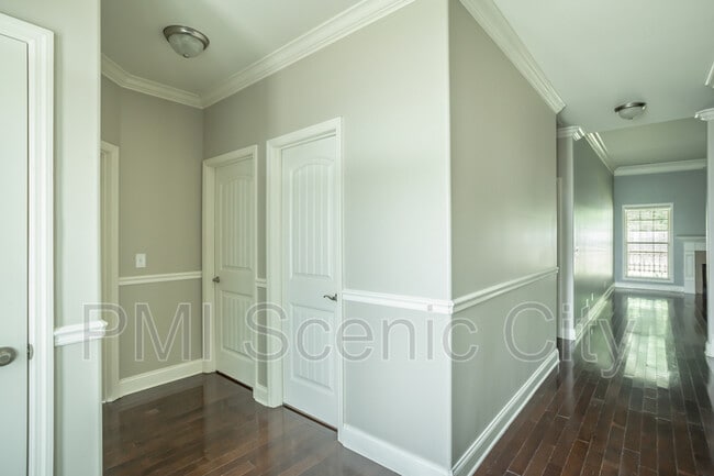 Building Photo - 6628 Kenton Ridge Cir