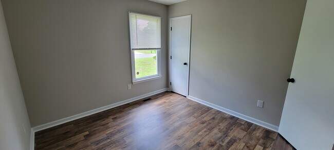 Foto del edificio - 4517 Park Knoll Ln