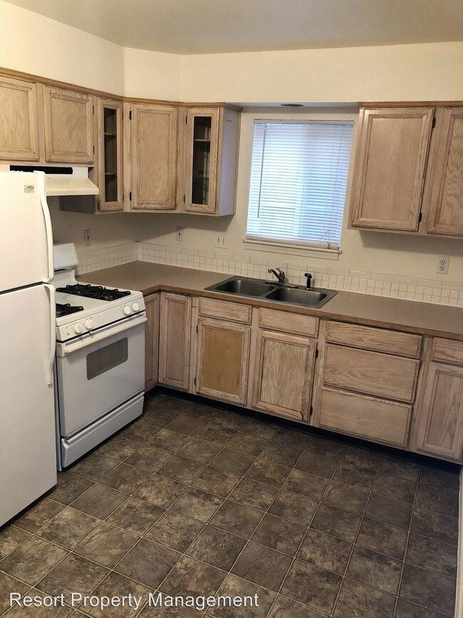 Foto del edificio - 213-213 E Homestead Ave