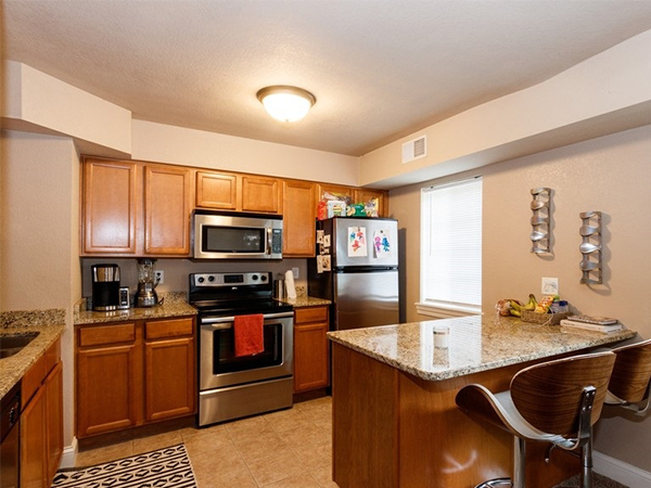 Foto del edificio - 100 Grandview Ct