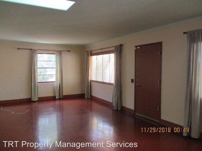Building Photo - 2 br, 1 bath House - 2718 E WAVERLY ST