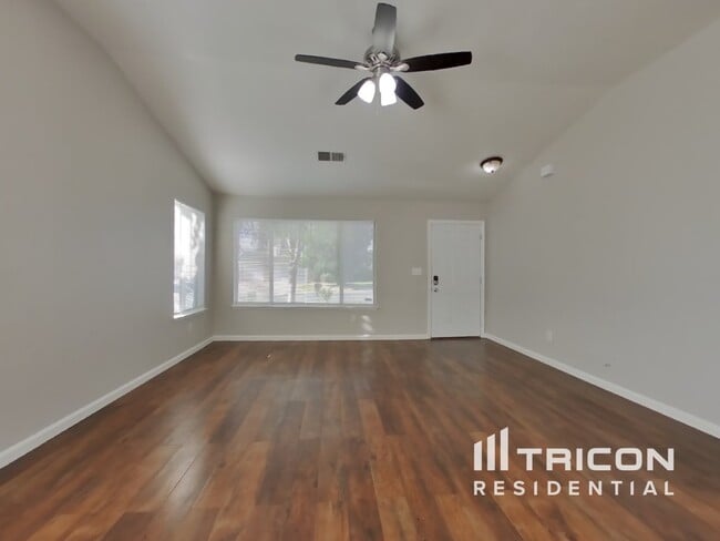 Building Photo - 1798 Fairhaven Ct