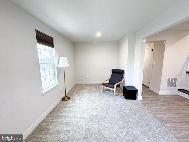 Building Photo - 24604 Cervelo Ter